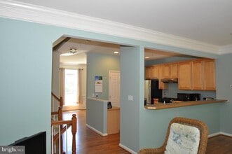 18818 Broken Oak Rd in Germantown, MD - Building Photo - Building Photo