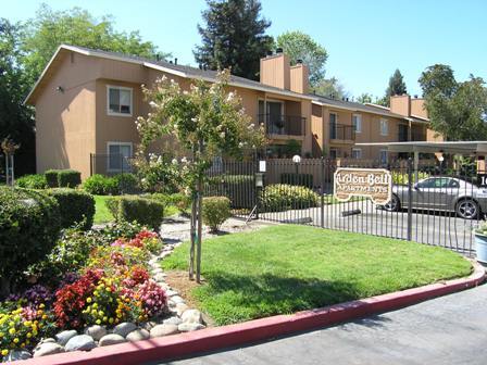 Arden Bell Apartments in Sacramento, CA - Building Photo - Building Photo