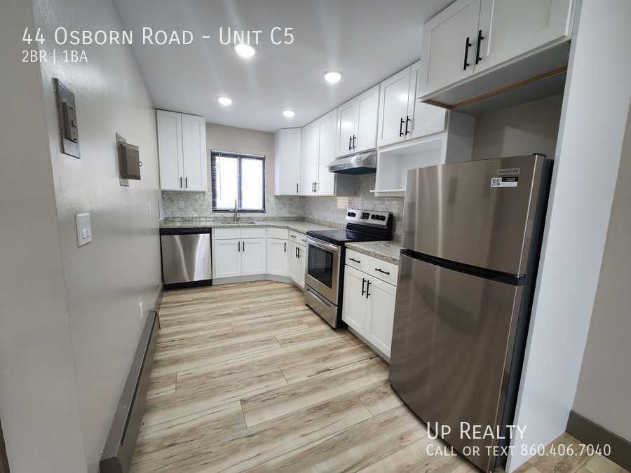 Ramblewood Apartments in Naugatuck, CT