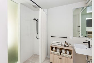 TL Residences in San Francisco, CA - Building Photo - Building Photo