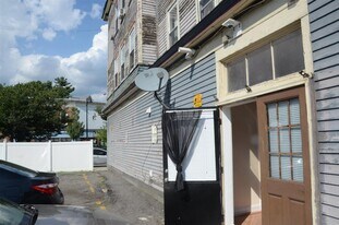 382 Somerville Ave, Unit R in Somerville, MA - Building Photo