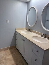 2811-Y2811 SW Archer Rd in Gainesville, FL - Building Photo - Building Photo