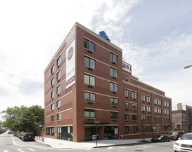 100 Congress St in Brooklyn, NY - Building Photo - Building Photo