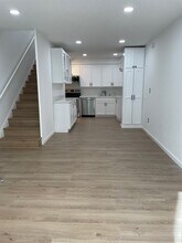 11025 Kittridge St, Unit 133 in North Hollywood, CA - Building Photo - Building Photo