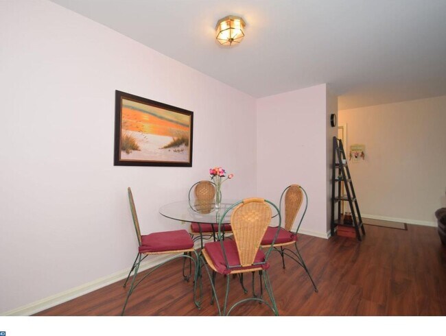 620 Manatawny St, Unit 22 in Pottstown, PA - Foto de edificio - Building Photo