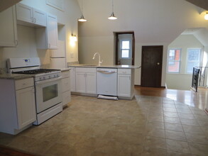429 Capitol Ave in Hartford, CT - Foto de edificio - Building Photo