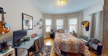 27 Tufts St, Unit 2 in Cambridge, MA - Building Photo - Building Photo