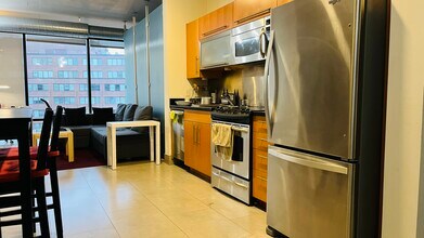 1133 14th St NW, Unit 1008 in Washington, DC - Foto de edificio - Building Photo