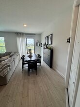 1011 White Oak Ter in Riviera Beach, FL - Building Photo - Building Photo