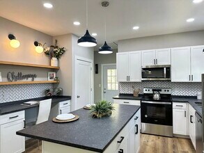 1037 Wilcox Dr in Chattanooga, TN - Building Photo - Building Photo