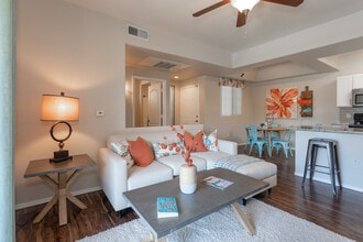Silverbell Springs in Tucson, AZ - Building Photo - Interior Photo