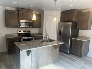 3135 S Relic Ridge Dr in Saint George, UT - Building Photo - Building Photo
