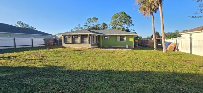20329 Astoria Ave in Port Charlotte, FL - Building Photo - Building Photo