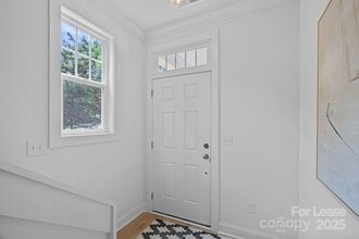 1306 Moretz Ave, Unit B116 in Charlotte, NC - Building Photo - Building Photo