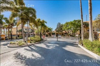 10764 70th Ave N in Seminole, FL - Building Photo - Building Photo