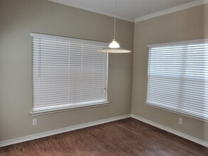 15723 Knollpine in San Antonio, TX - Building Photo - Building Photo