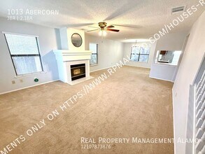 1013 Abercorn in Schertz, TX - Building Photo - Building Photo