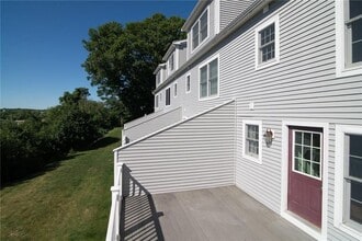 80 S Brow St in East Providence, RI - Building Photo - Building Photo