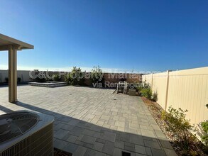 28432 Abbey Ln in Menifee, CA - Building Photo - Building Photo