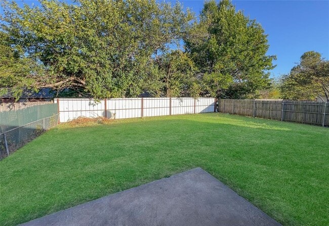 4716 Cherry Hill Ln in Oklahoma City, OK - Building Photo - Building Photo