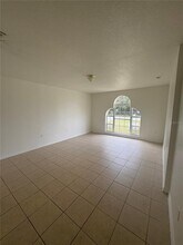 756 Camel Ct in Kissimmee, FL - Building Photo - Building Photo