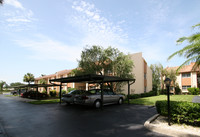 Forest Lakes Village in Sarasota, FL - Building Photo - Building Photo