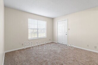 263 White Oak Rd in Clarksville, TN - Building Photo - Building Photo