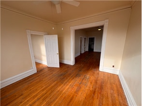 2112 W Greenfield Ave in Milwaukee, WI - Building Photo - Building Photo