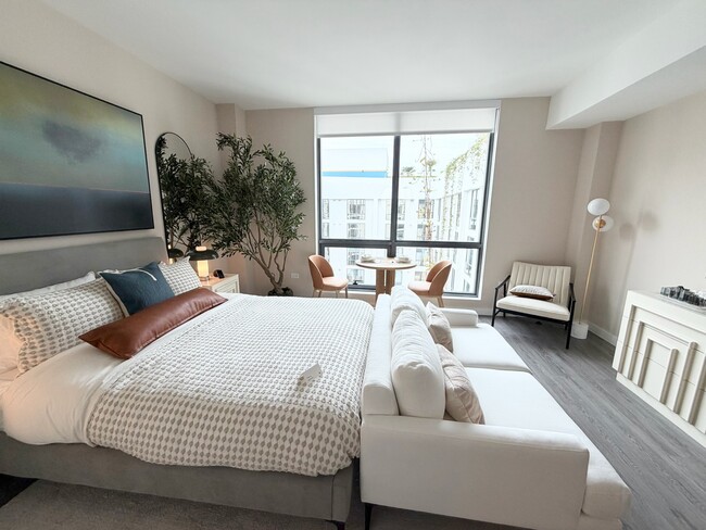 113 NW 24th St, Unit S1