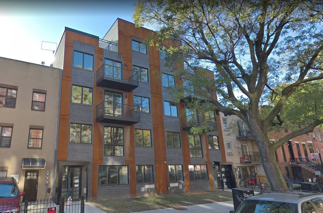 292 Quincy St in Brooklyn, NY - Building Photo