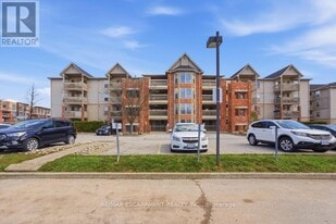 4013 Kilmer Dr in Burlington, ON - Building Photo