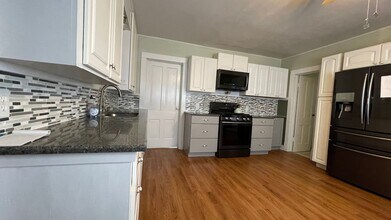 4521 Rist Canyon Rd in Laporte, CO - Building Photo - Building Photo