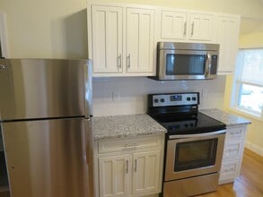 178 Boston Ave, Unit R in Somerville, MA - Building Photo - Building Photo