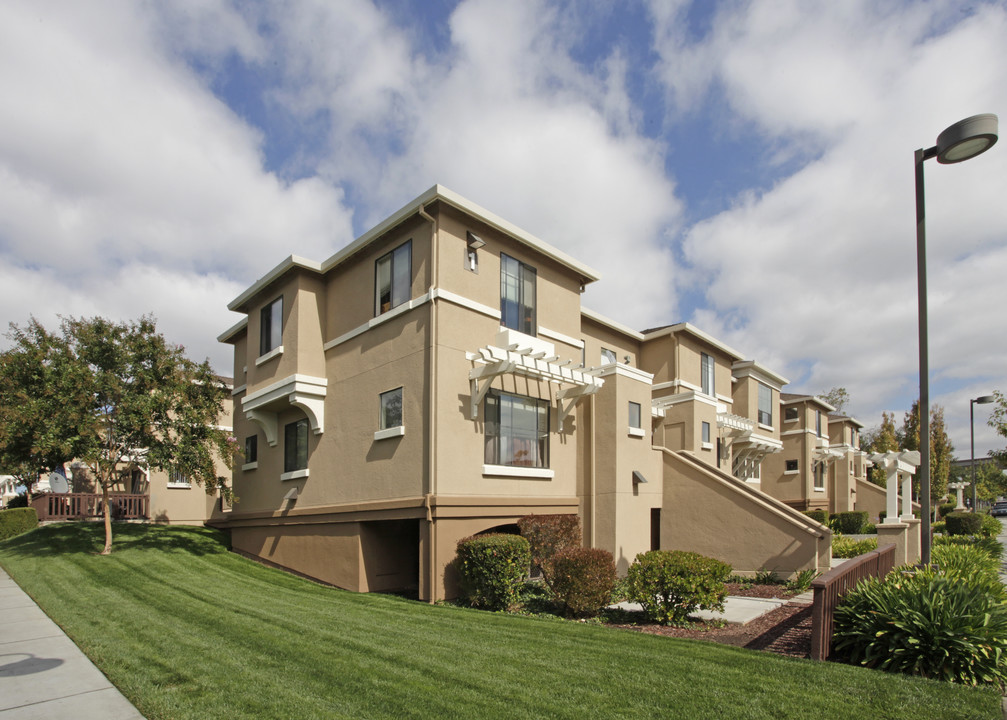 Ohlone Chynoweth Commons in San Jose, CA - Building Photo