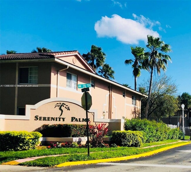 3221 Sabal Palm Manor-Unit -206 in Hollywood, FL - Building Photo - Building Photo