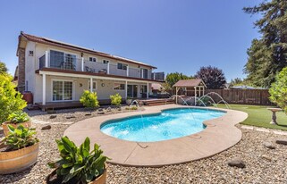 5741 Davis Cir in Rohnert Park, CA - Building Photo