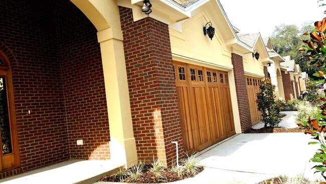 1812 Ashley Hall Way in Tallahassee, FL - Building Photo - Building Photo
