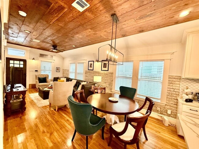 property at 1406 Edwards St