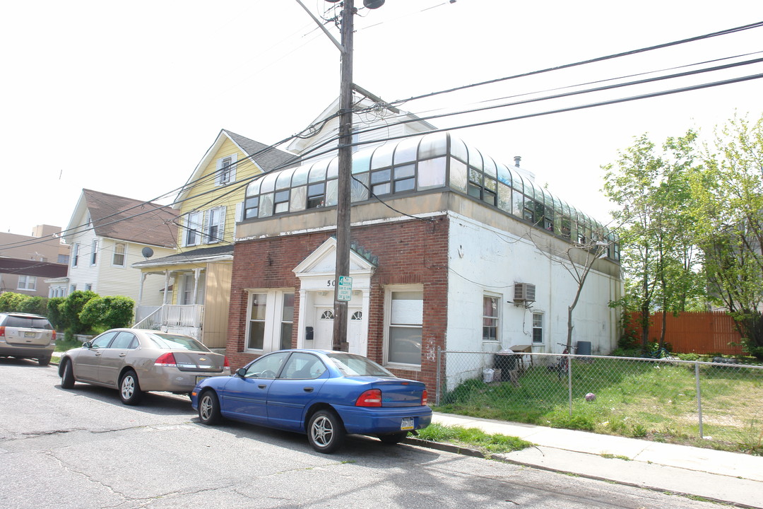 507 Bond St in Asbury Park, NJ - Foto de edificio