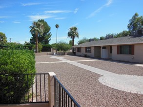 2536 N 53rd St in Phoenix, AZ - Building Photo - Building Photo