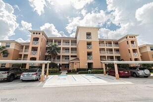 10520 Amiata Way in Ft. Myers, FL - Building Photo