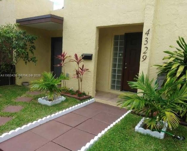 4329 NW 3rd Ave in Pompano Beach, FL - Building Photo - Building Photo