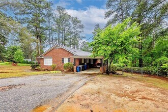 116 S Churchill Dr in Fayetteville, NC - Building Photo - Building Photo