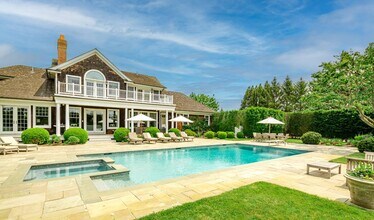 430 Butter Ln in Bridgehampton, NY - Building Photo - Building Photo