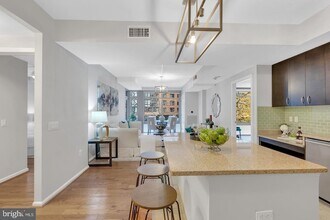 440 L St NW, Unit 204 in Washington, DC - Building Photo - Building Photo