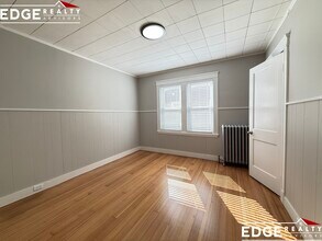 141 Edenfield Ave, Unit 1 in Watertown, MA - Building Photo - Building Photo