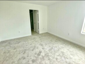 4518 Dow Ln in Lake Worth Beach, FL - Building Photo - Building Photo