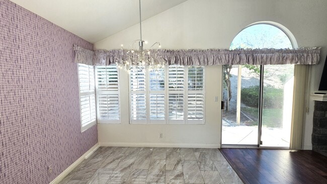 1752 Bradcliff Way in Palmdale, CA - Foto de edificio - Building Photo