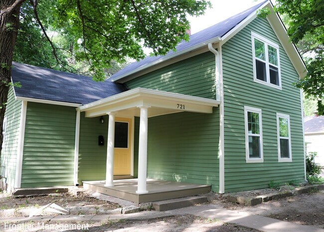 property at 721 Kearney St