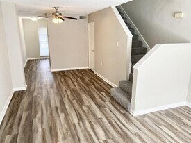 1801 Campbell Rd in Houston, TX - Building Photo